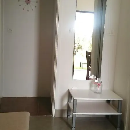 Dana Apartment *